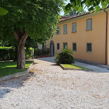 Dependance In Villa Albachiara E Primaluce Carmignano Exterior foto